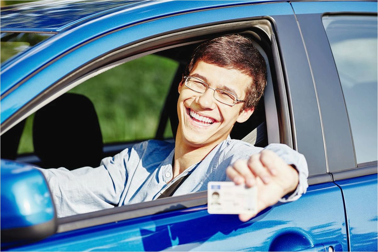 Das Verfahren zur Erlangung eines Duplikats des Führerscheins für ein Auto