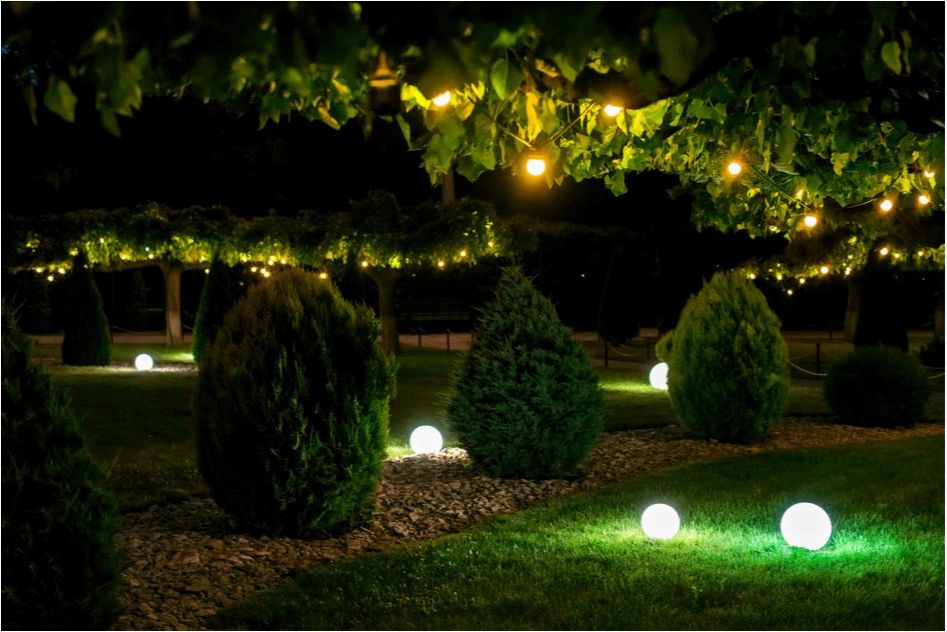What you need to know about lighting a summer cottage