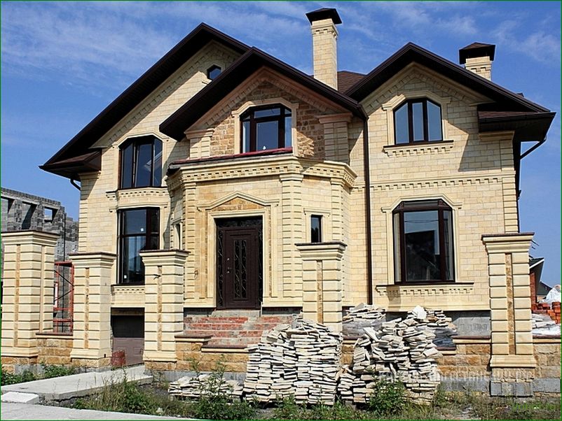 (популярных, вариантов, отделки, фасада) 10 популярных вариантов отделки фасада, которые помогут сделать ваш дом неповторимым