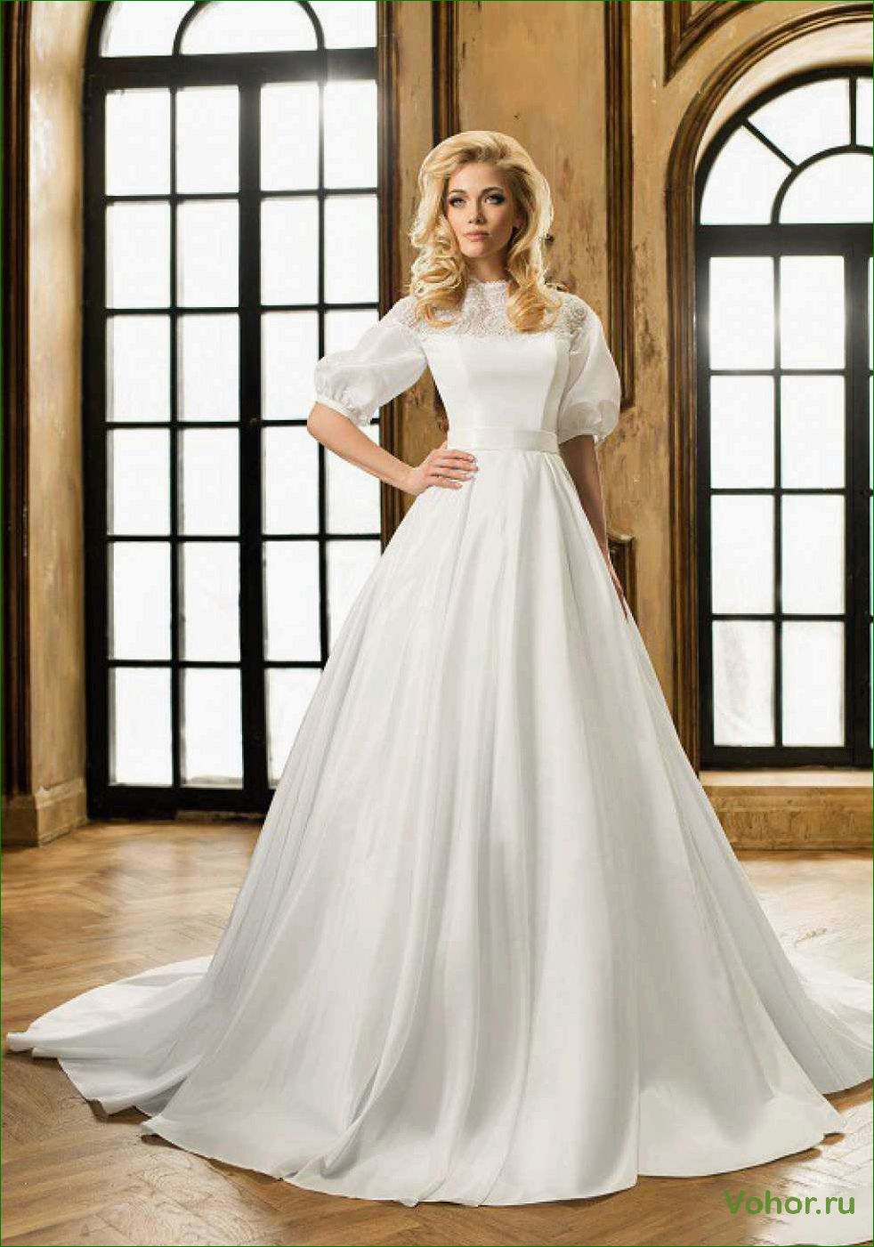 Verschiedene Stile und Modelle von Brautkleidern