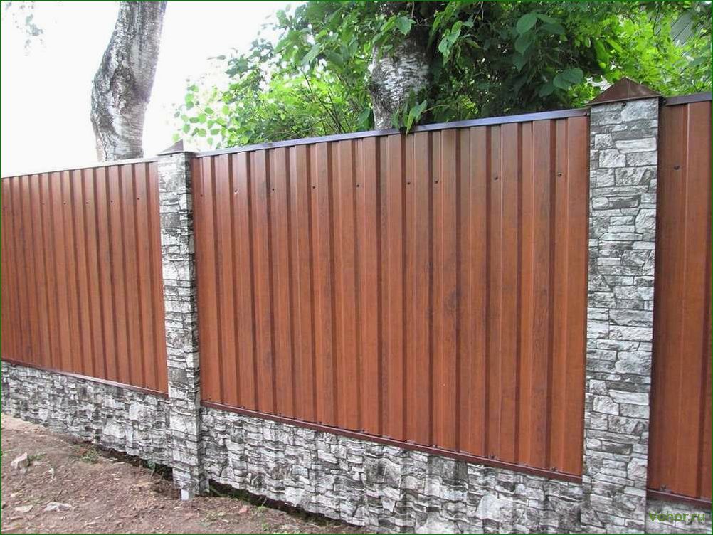 Corrugated Sheeting for Fencing: Advantages and Uses
